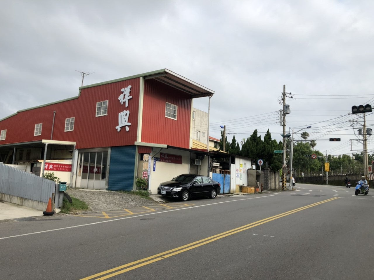 新竹-萬能角鋼架及免螺絲角鋼架