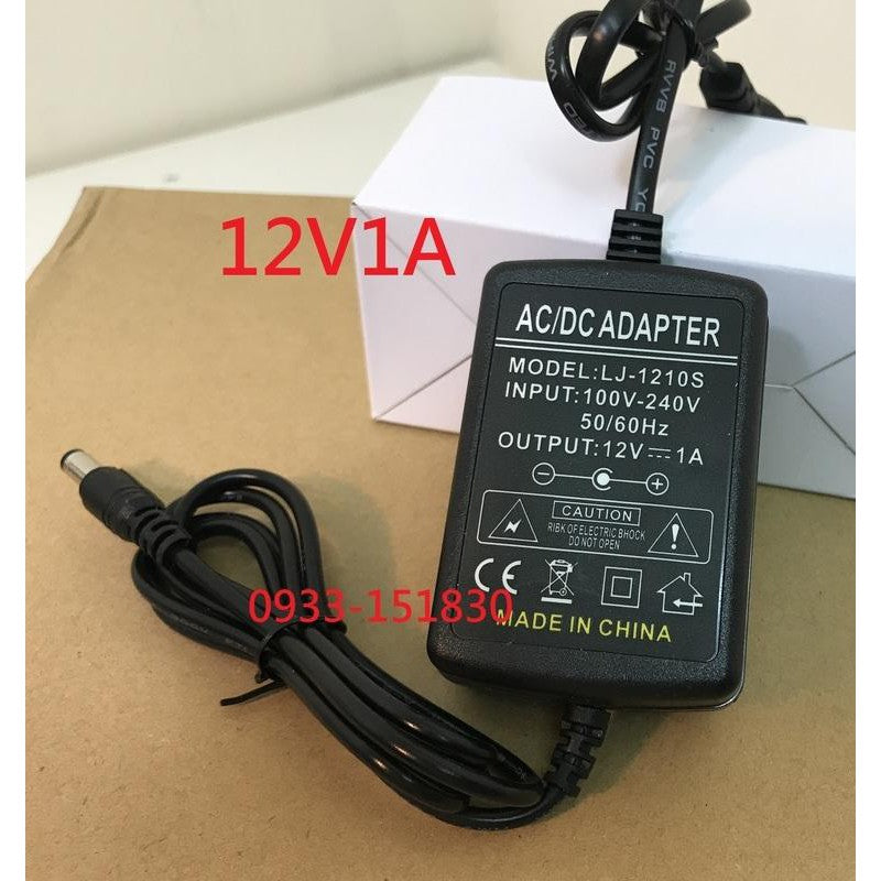 5V. 6V. 9V. 12V 24V各式穩壓變壓器.電源適配器