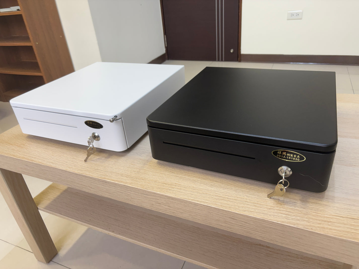 [新竹現貨] 祥興33型各式有鈴聲收銀錢箱 熱賣款! 金庫 廠家直銷/附鈴聲/收銀機/收據機/POS出單機/RJ11介面 祥興錢箱