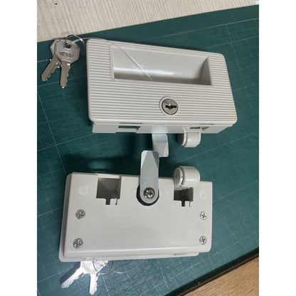 大內務櫃鎖如附照片124*70mm